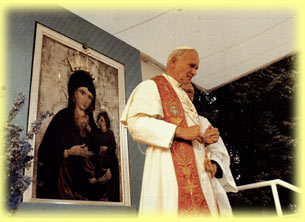 Eight-Fingered Pontiff looking fine